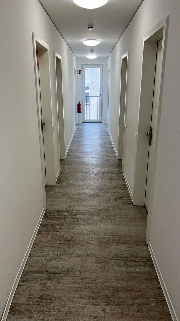 Prenájom bytu 1-izbový 20 m², Koloniestr 11-12, Berlin, Berlín Prenájom bytu 1-izbový 20 m², Koloniestr 11-12, Berlin, Berlín