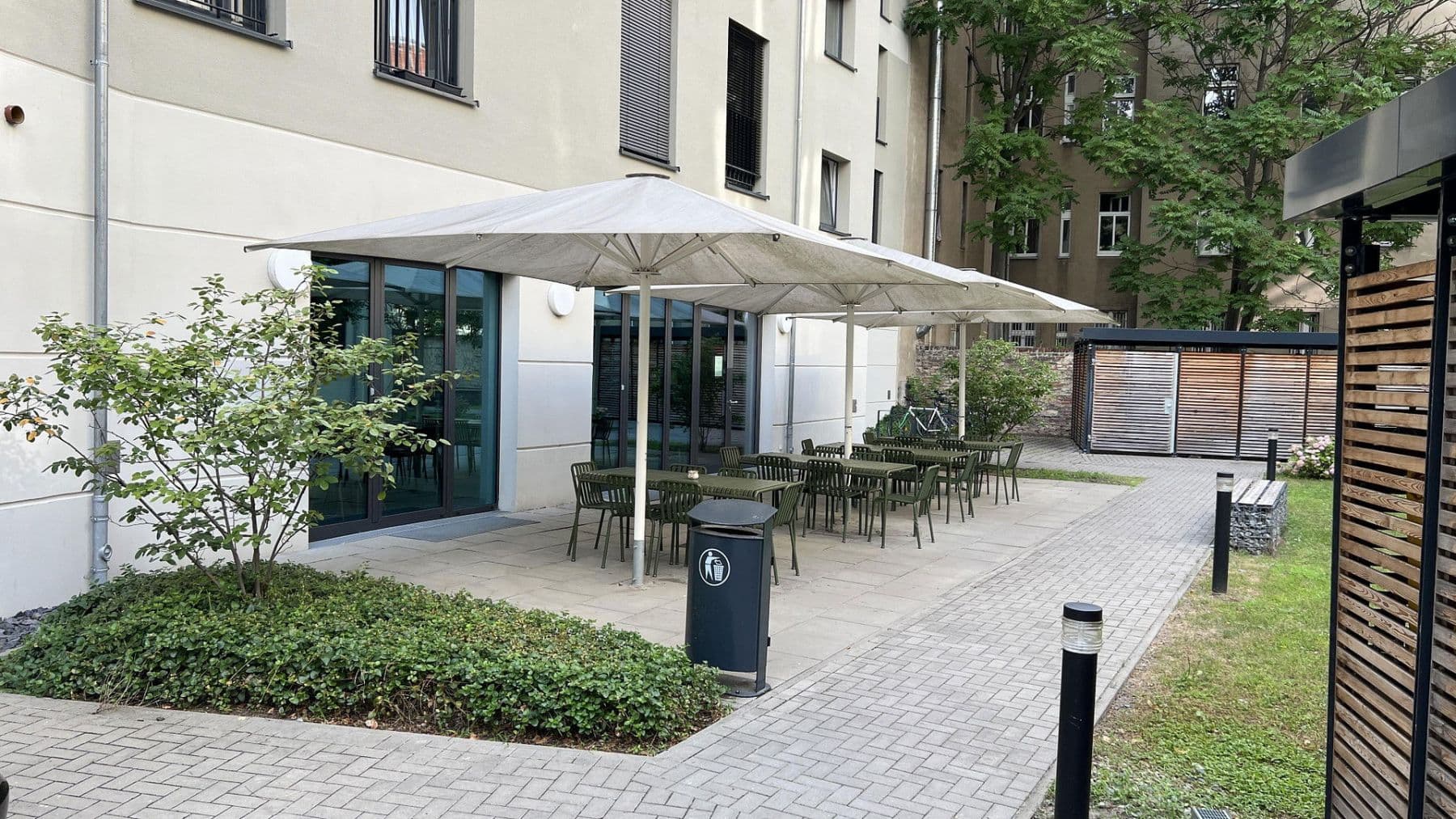 Prenájom bytu 1-izbový 20 m², Koloniestr 11-12, Berlin, Berlín Prenájom bytu 1-izbový 20 m², Koloniestr 11-12, Berlin, Berlín