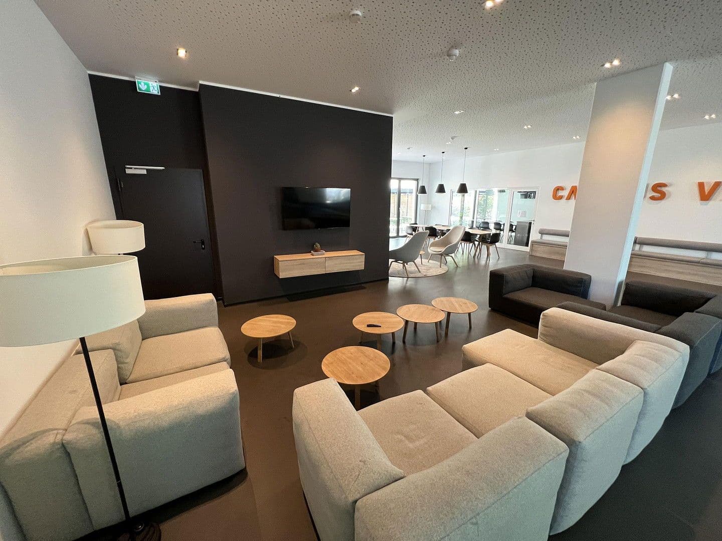 Prenájom bytu 1-izbový 20 m², Koloniestr 11-12, Berlin, Berlín Prenájom bytu 1-izbový 20 m², Koloniestr 11-12, Berlin, Berlín