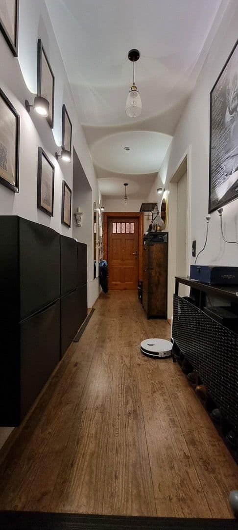 Predaj bytu 3-izbový 100 m², Berlin, Berlín Predaj bytu 3-izbový 100 m², Berlin, Berlín