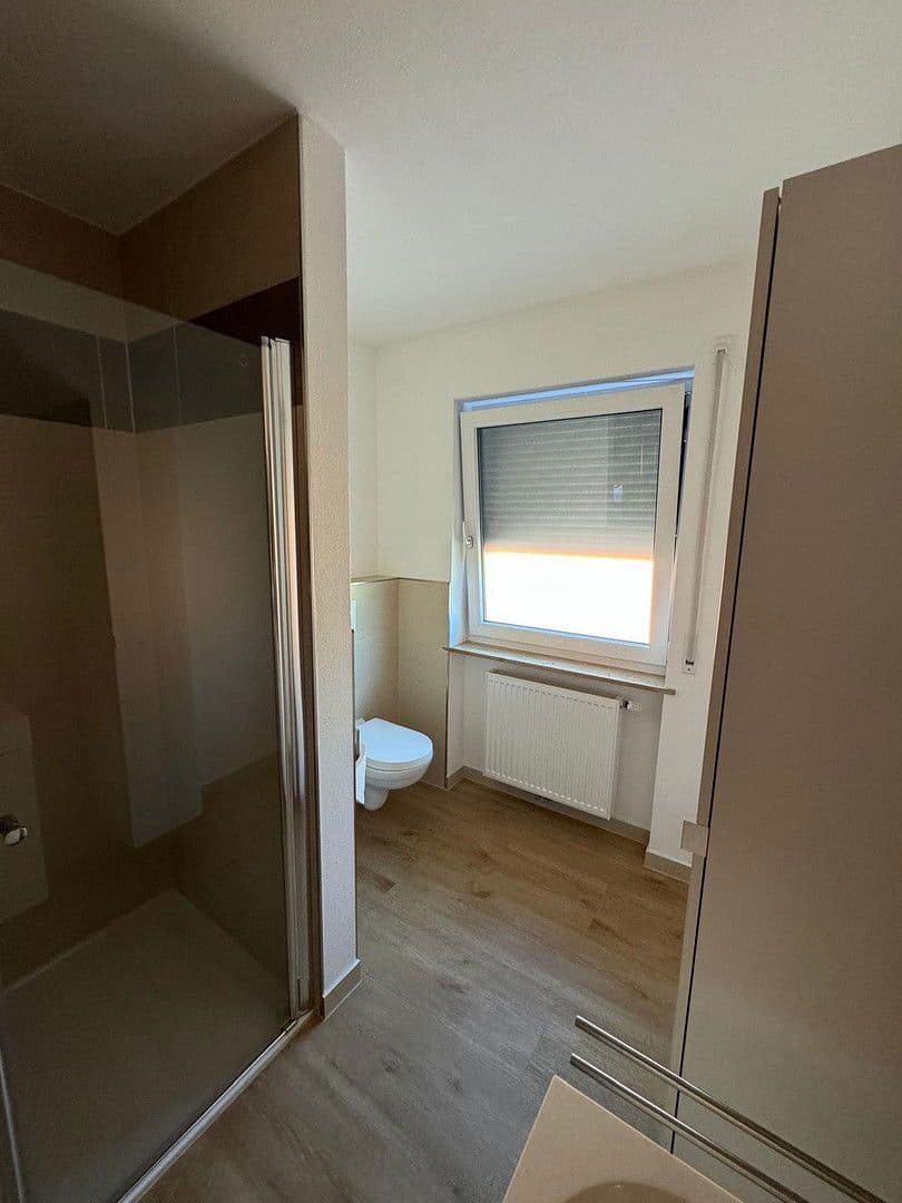 Prenájom bytu 3-izbový 116 m², Haiterbach, Bádensko-Wurttembersko Prenájom bytu 3-izbový 116 m², Haiterbach, Bádensko-Wurttembersko