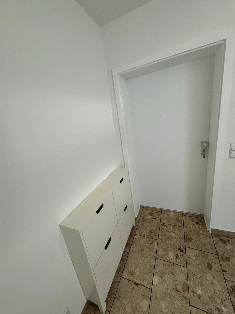 Prenájom bytu 3-izbový 116 m², Haiterbach, Bádensko-Wurttembersko Prenájom bytu 3-izbový 116 m², Haiterbach, Bádensko-Wurttembersko