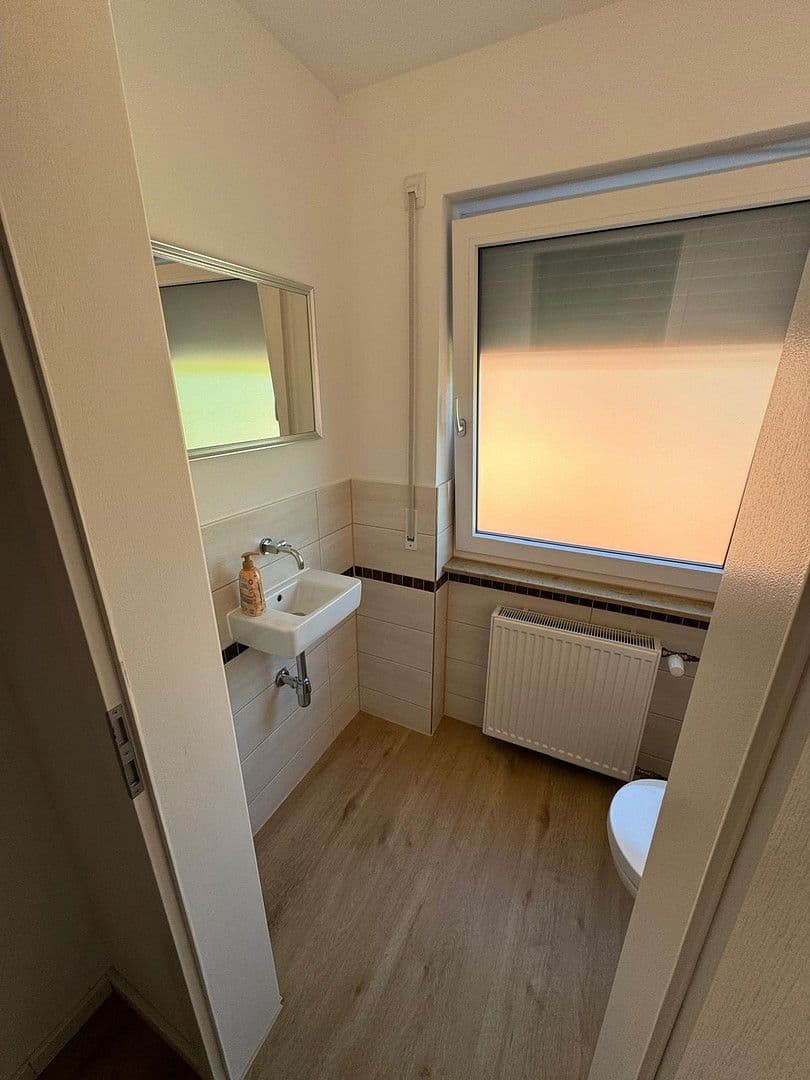 Prenájom bytu 3-izbový 116 m², Haiterbach, Bádensko-Wurttembersko Prenájom bytu 3-izbový 116 m², Haiterbach, Bádensko-Wurttembersko