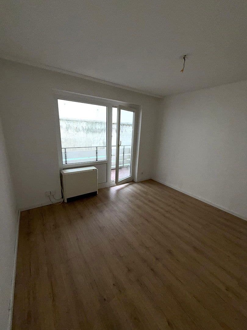 Prenájom bytu 2-izbový 45 m², Wuppertal, Severné Porýnie - Westfálsko Prenájom bytu 2-izbový 45 m², Wuppertal, Severné Porýnie - Westfálsko