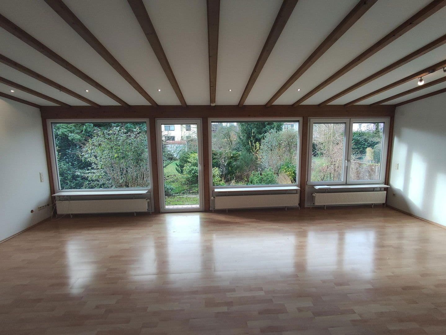 Predaj domu 120 m², pozemek 543 m², Otawistr. 12, Duisburg, Severné Porýnie - Westfálsko Predaj domu 120 m², pozemek 543 m², Otawistr. 12, Duisburg, Severné Porýnie - Westfálsko