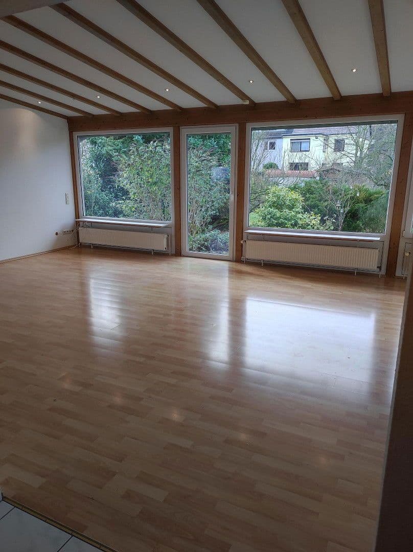 Predaj domu 120 m², pozemek 543 m², Otawistr. 12, Duisburg, Severné Porýnie - Westfálsko Predaj domu 120 m², pozemek 543 m², Otawistr. 12, Duisburg, Severné Porýnie - Westfálsko