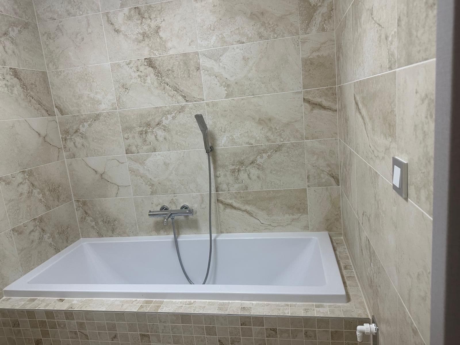 Predaj bytu 3-izbový 68 m², Letecká, Libčice nad Vltavou, Středočeský kraj Predaj bytu 3-izbový 68 m², Letecká, Libčice nad Vltavou, Středočeský kraj