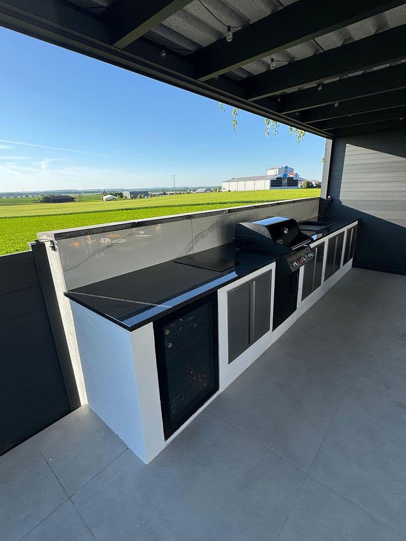 Predaj domu 330 m², pozemek 1.000 m², München, Bavorsko Predaj domu 330 m², pozemek 1.000 m², München, Bavorsko