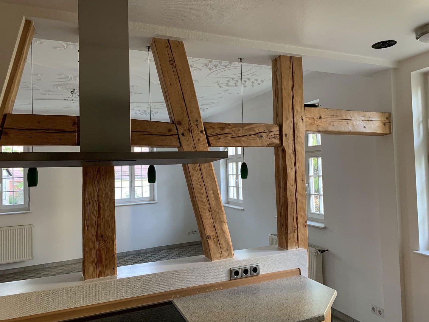 Prenájom bytu 5-izbový 165 m², Korntal-Münchingen, Bádensko-Wurttembersko Prenájom bytu 5-izbový 165 m², Korntal-Münchingen, Bádensko-Wurttembersko