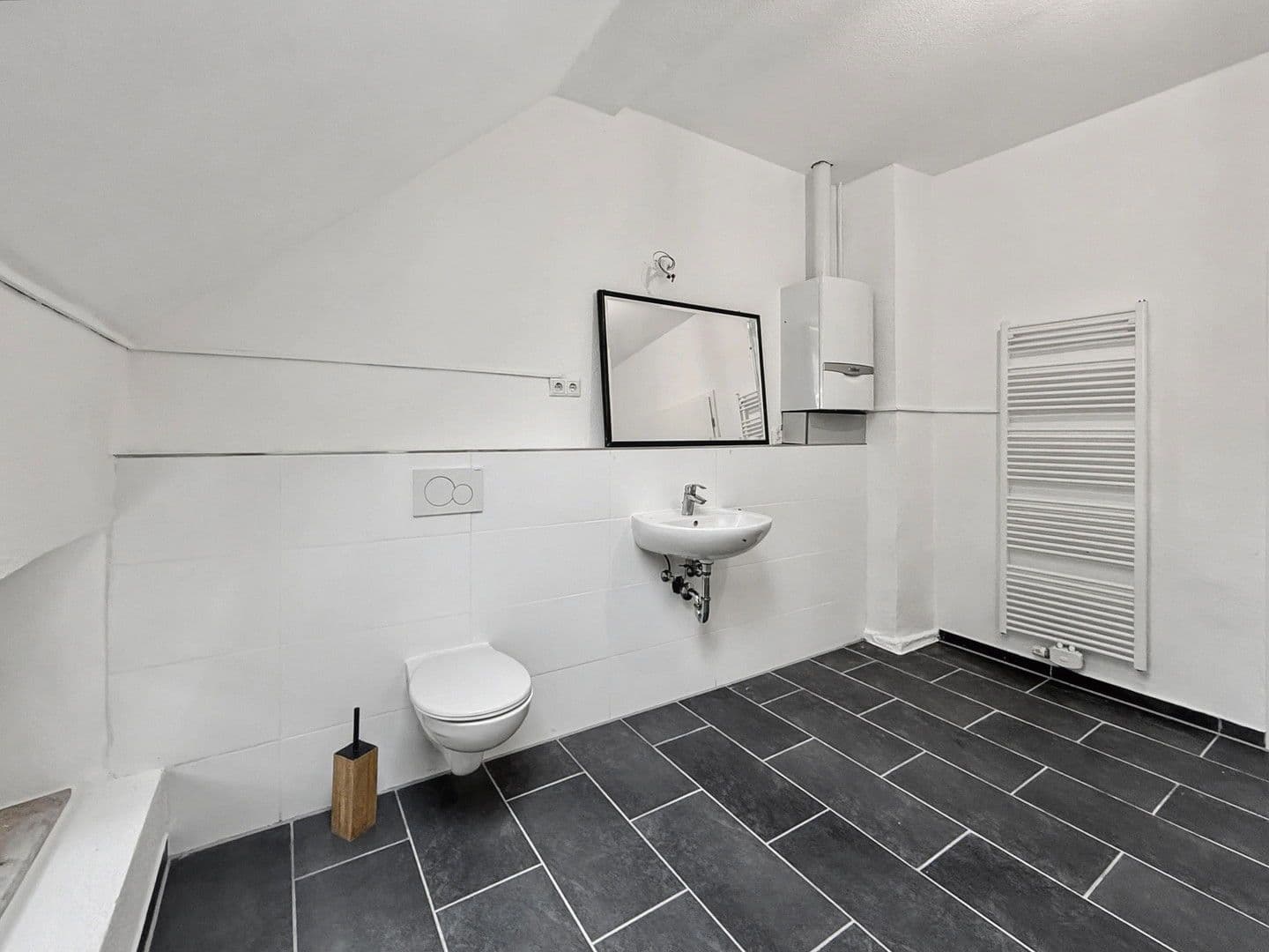 Prenájom bytu 3-izbový 73 m², Wuppertal, Severné Porýnie - Westfálsko Prenájom bytu 3-izbový 73 m², Wuppertal, Severné Porýnie - Westfálsko