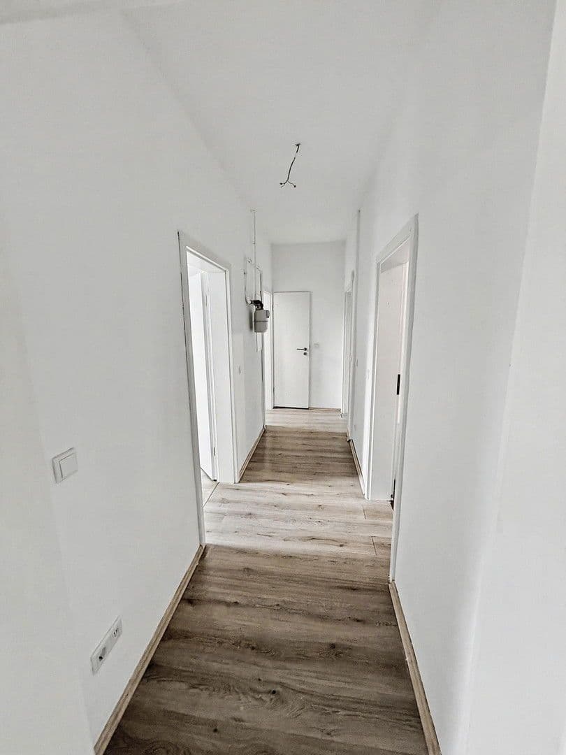 Prenájom bytu 3-izbový 73 m², Wuppertal, Severné Porýnie - Westfálsko Prenájom bytu 3-izbový 73 m², Wuppertal, Severné Porýnie - Westfálsko