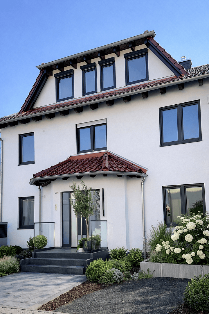 Predaj domu 305 m², pozemek 450 m², Bindweidring 54, Karben, Hesensko Predaj domu 305 m², pozemek 450 m², Bindweidring 54, Karben, Hesensko