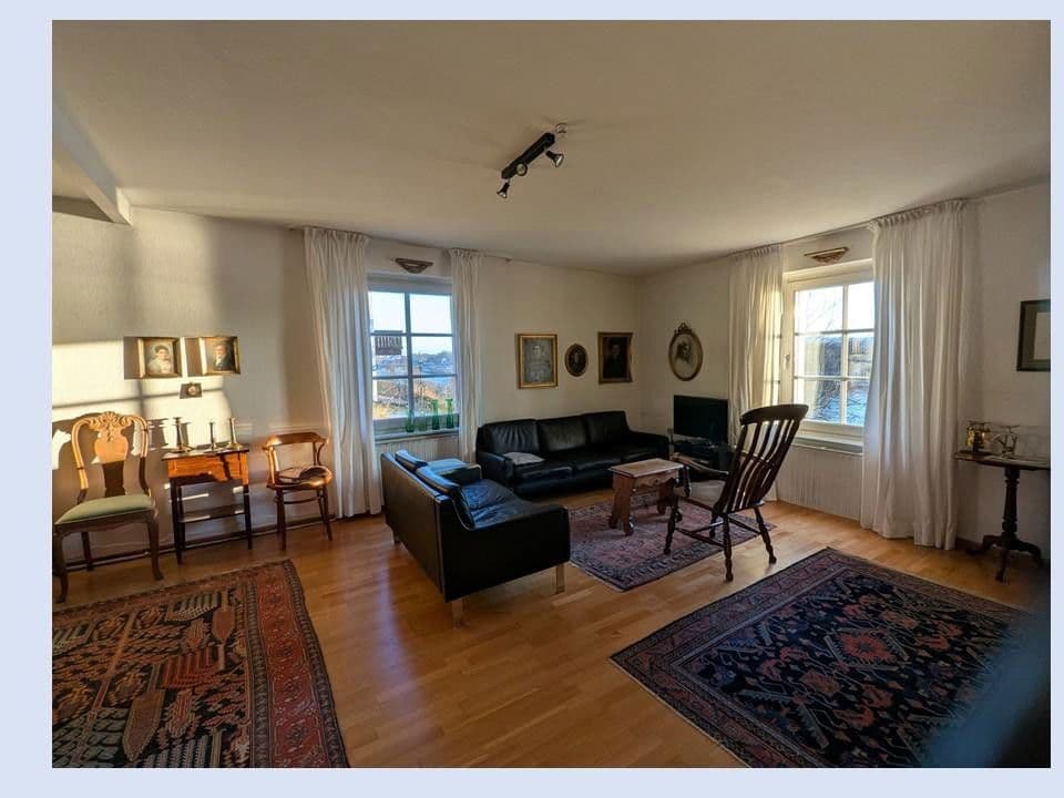 Predaj domu 260 m², pozemek 3.800 m², Regensburg, Bavorsko Predaj domu 260 m², pozemek 3.800 m², Regensburg, Bavorsko