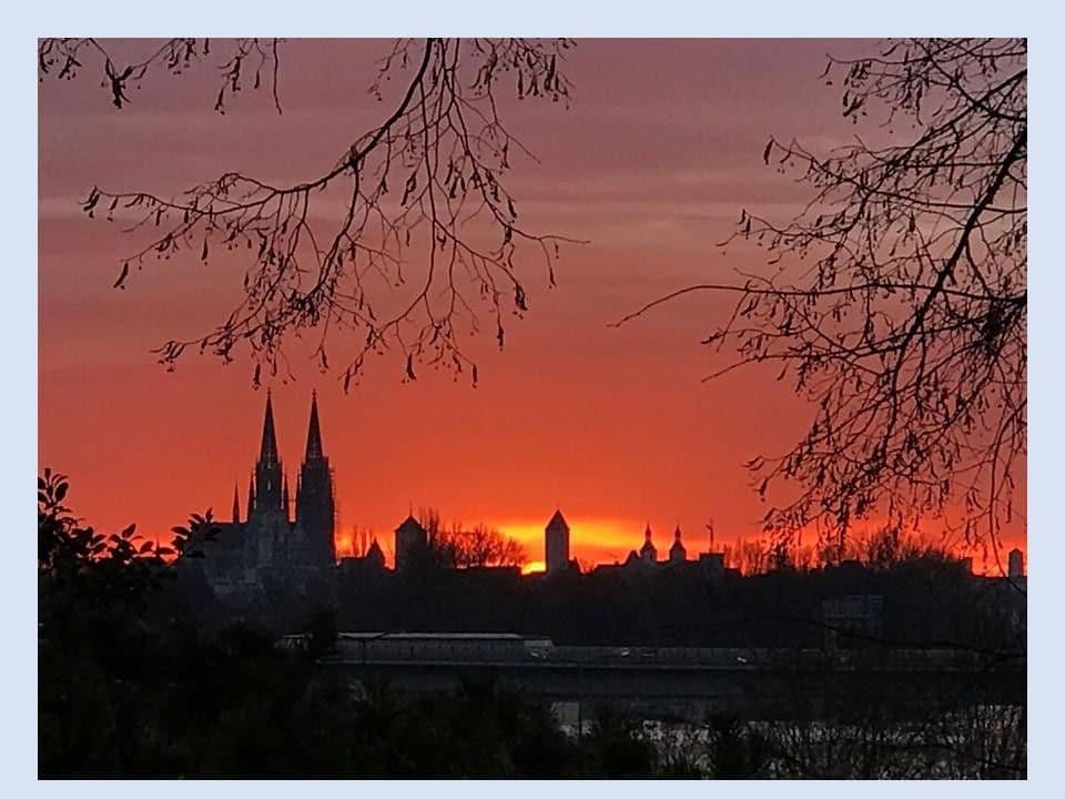 Predaj domu 260 m², pozemek 3.800 m², Regensburg, Bavorsko Predaj domu 260 m², pozemek 3.800 m², Regensburg, Bavorsko