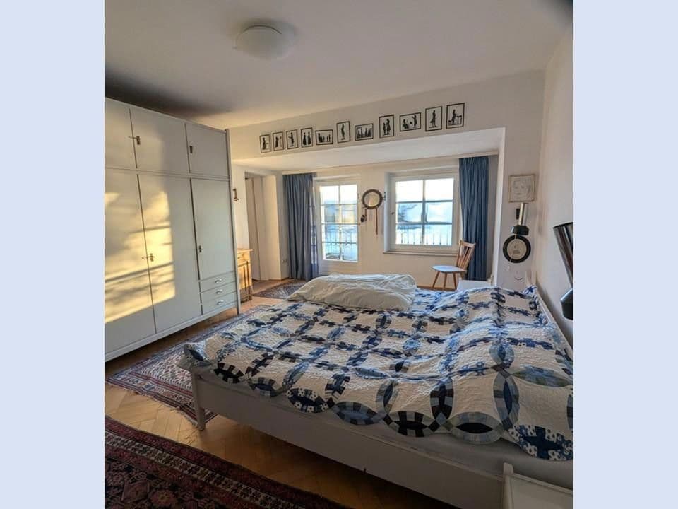 Predaj domu 260 m², pozemek 3.800 m², Regensburg, Bavorsko Predaj domu 260 m², pozemek 3.800 m², Regensburg, Bavorsko