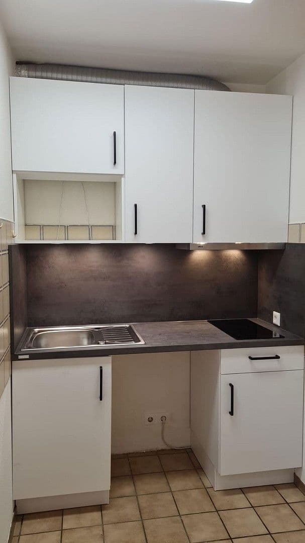 Prenájom bytu 1-izbový 30 m², Huchenfelder Hauptstr. 91, Pforzheim, Bádensko-Wurttembersko Prenájom bytu 1-izbový 30 m², Huchenfelder Hauptstr. 91, Pforzheim, Bádensko-Wurttembersko