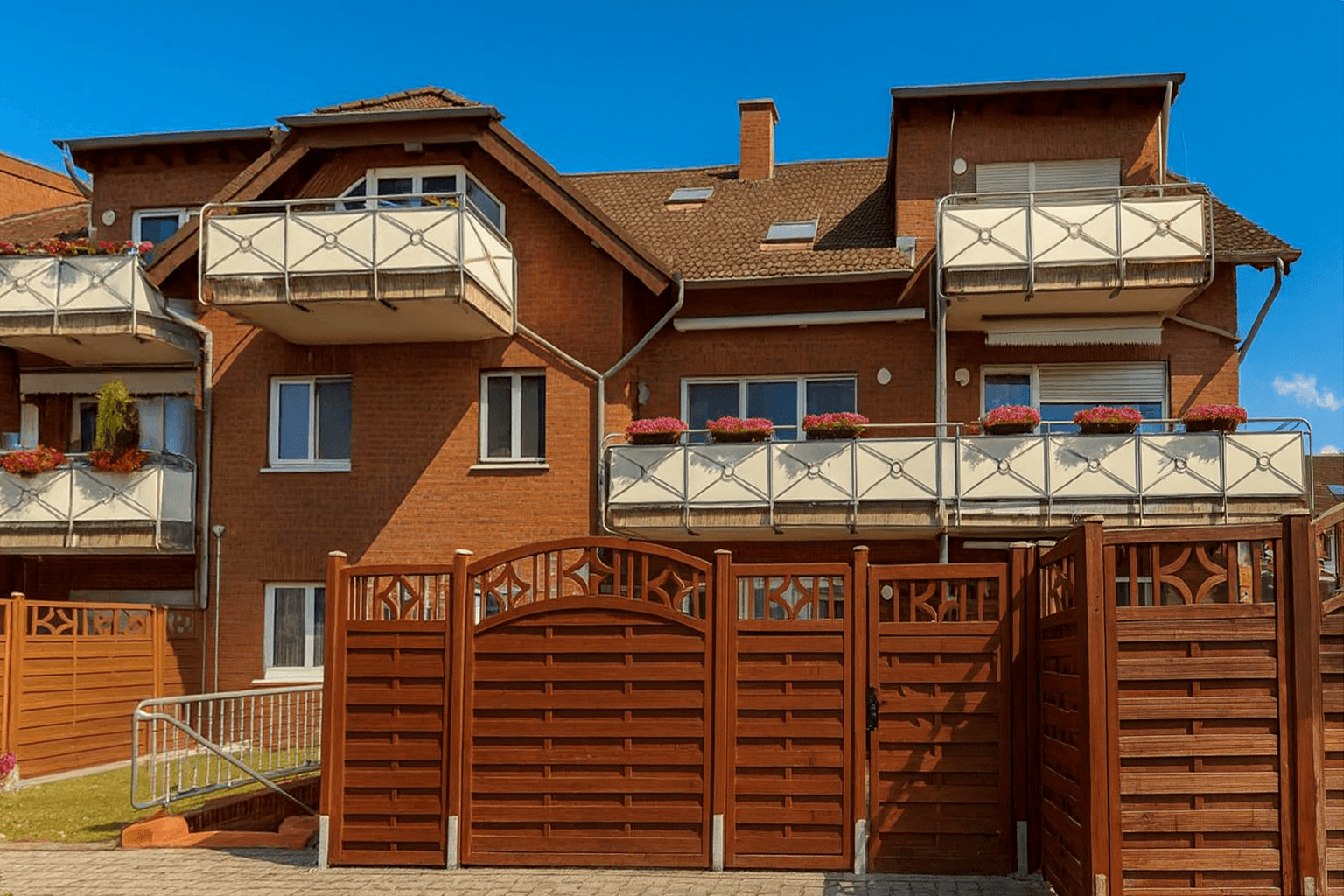 Prenájom bytu 3-izbový 84 m², Bergheim, Severné Porýnie - Westfálsko Prenájom bytu 3-izbový 84 m², Bergheim, Severné Porýnie - Westfálsko