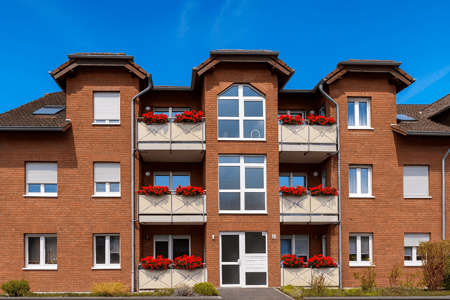 Prenájom bytu 3-izbový 84 m², Bergheim, Severné Porýnie - Westfálsko Prenájom bytu 3-izbový 84 m², Bergheim, Severné Porýnie - Westfálsko