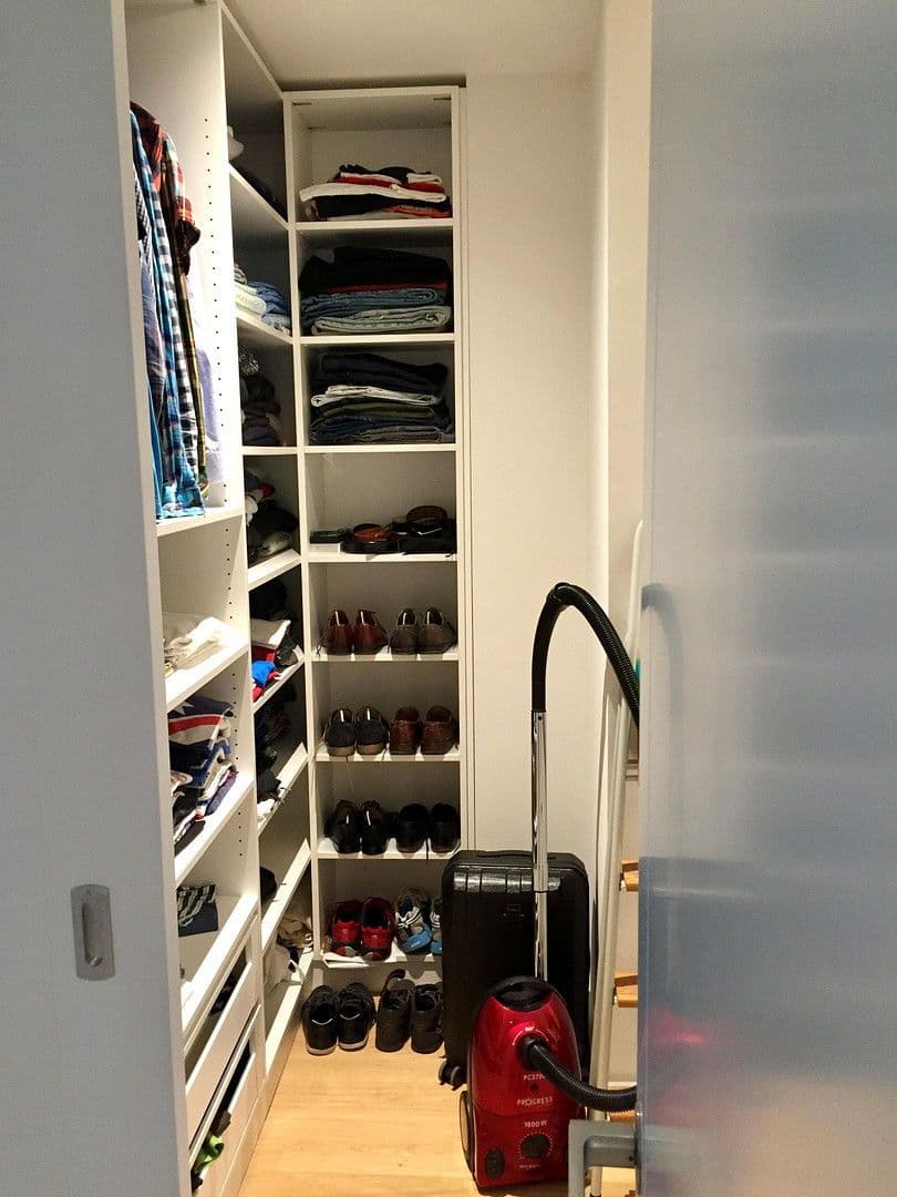 Prenájom bytu 3-izbový 100 m², Am Jungfernplan 11, Hannover, Dolné Sasko Prenájom bytu 3-izbový 100 m², Am Jungfernplan 11, Hannover, Dolné Sasko