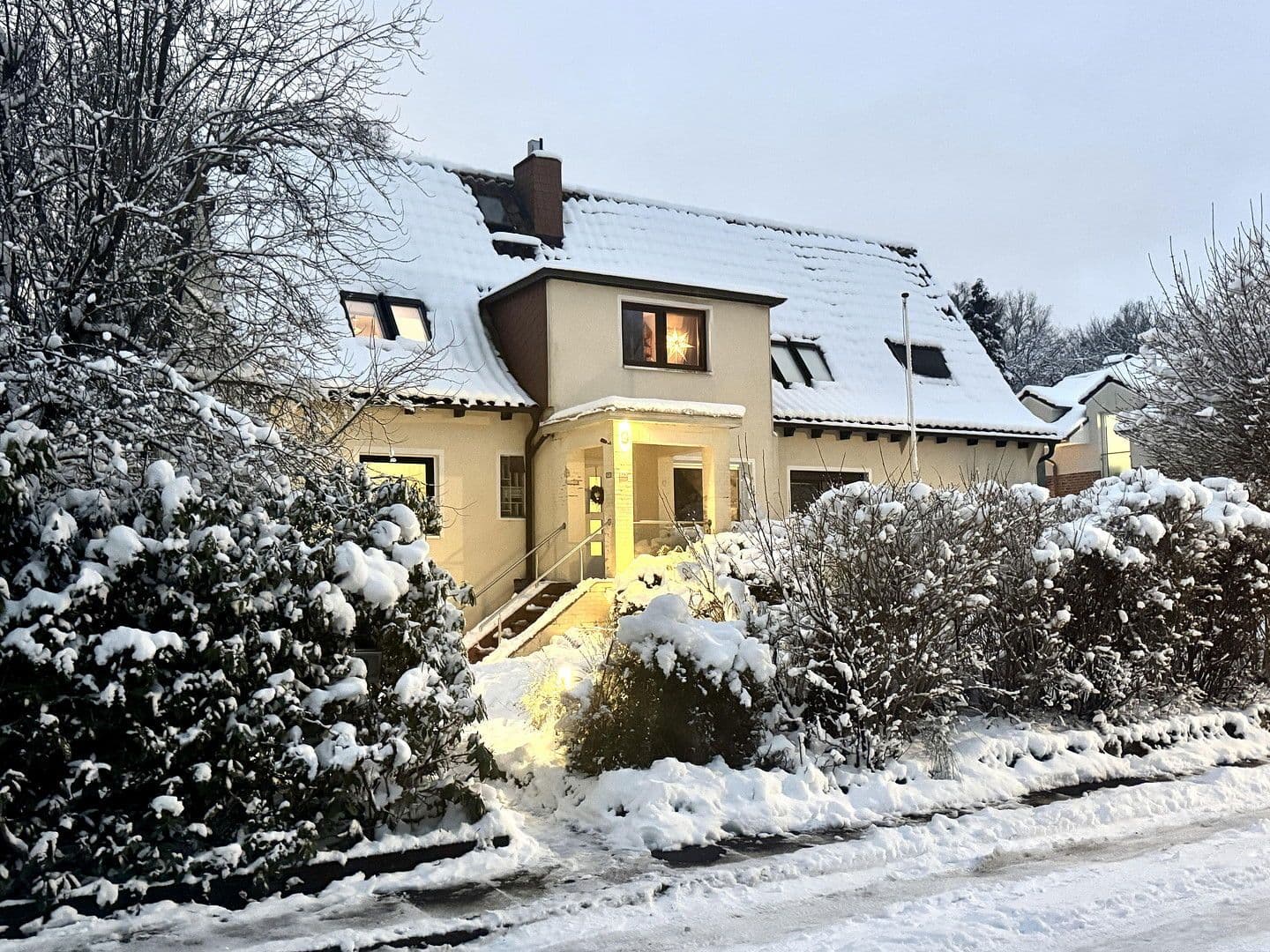 Predaj domu 166 m², pozemek 1.067 m², Hamburg, Hamburg Predaj domu 166 m², pozemek 1.067 m², Hamburg, Hamburg