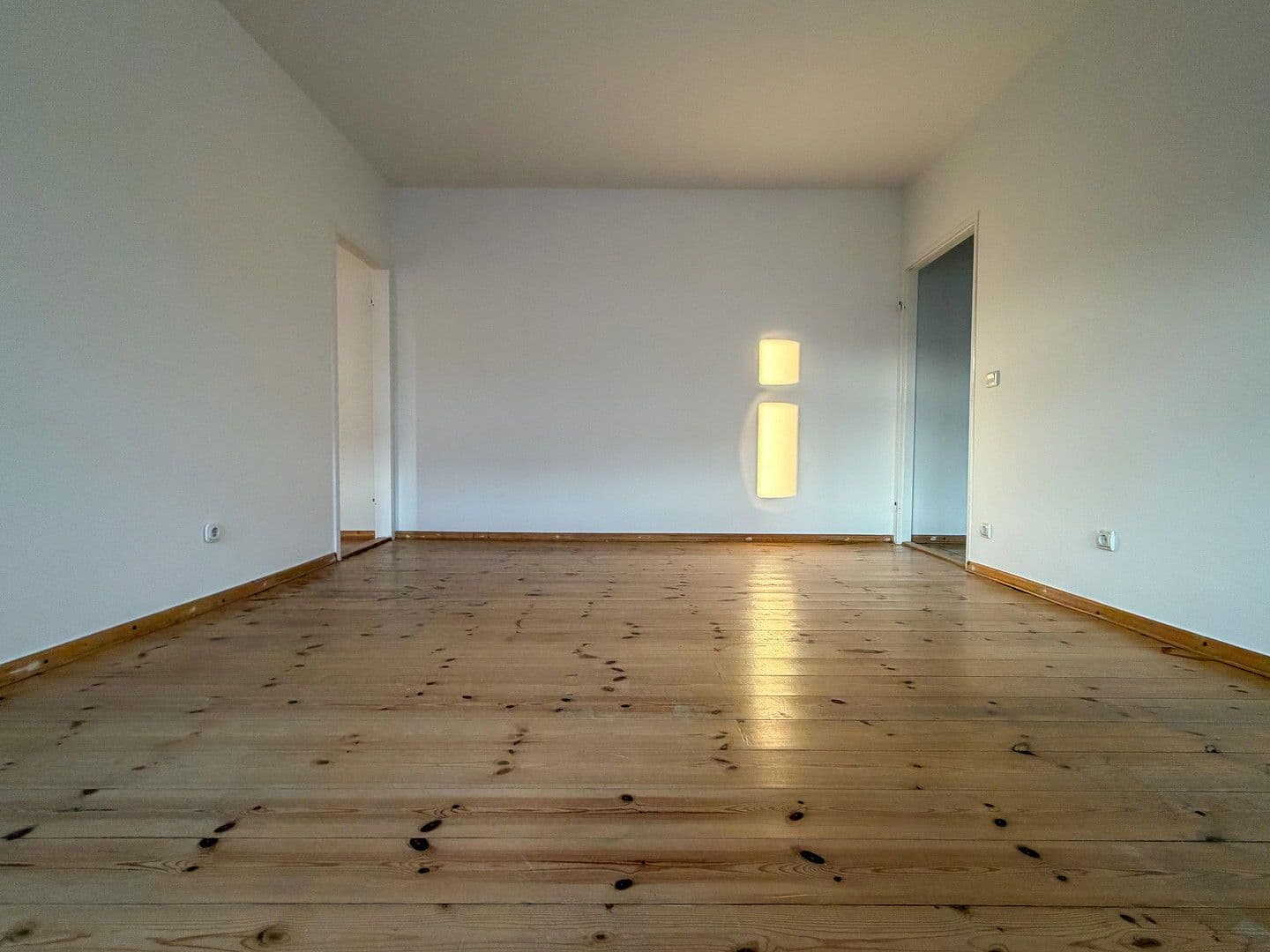 Predaj bytu 3-izbový 92 m², Berlin, Berlín Predaj bytu 3-izbový 92 m², Berlin, Berlín