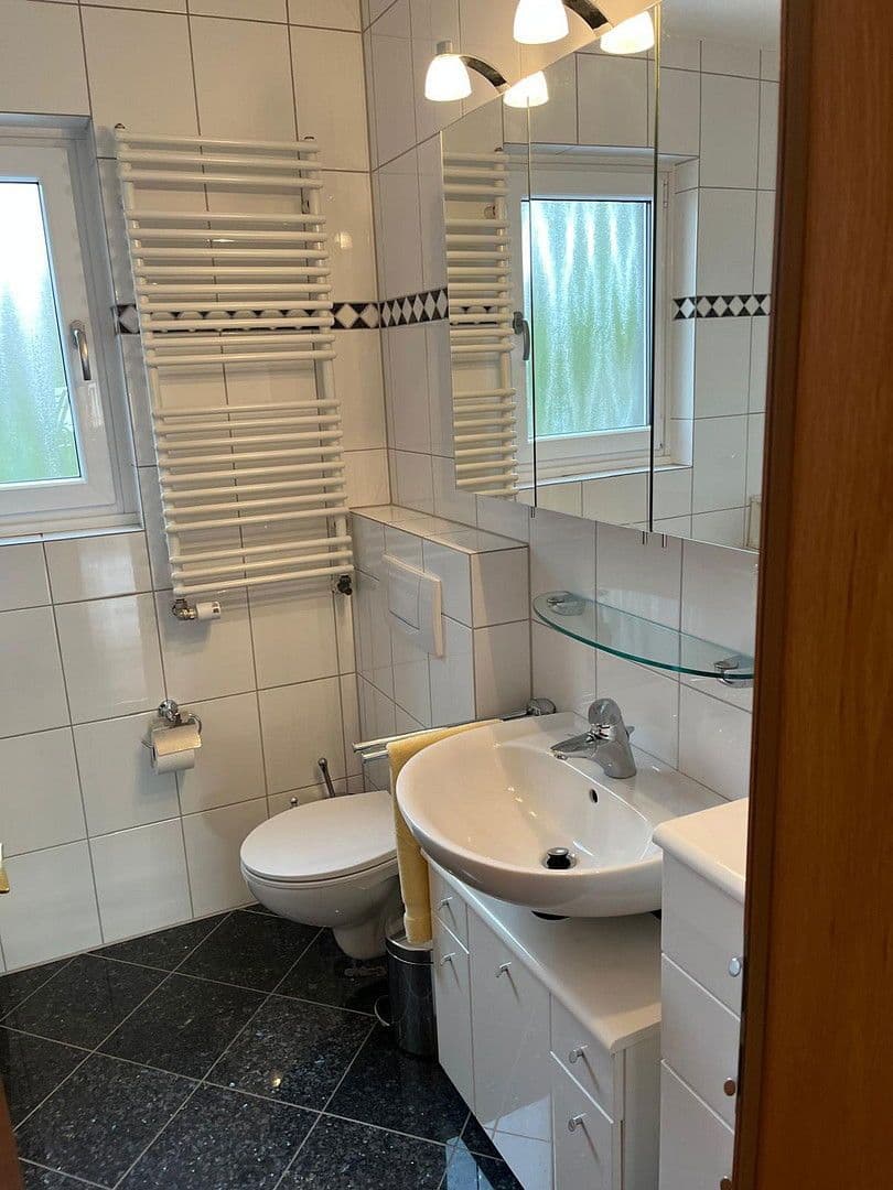 Prenájom bytu 3-izbový 60 m², Moers, Severné Porýnie - Westfálsko Prenájom bytu 3-izbový 60 m², Moers, Severné Porýnie - Westfálsko