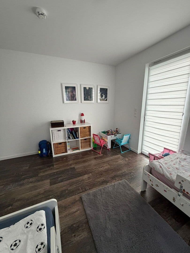 Prenájom bytu 3-izbový 94 m², Bonner Str. 103, Erftstadt, Severné Porýnie - Westfálsko Prenájom bytu 3-izbový 94 m², Bonner Str. 103, Erftstadt, Severné Porýnie - Westfálsko