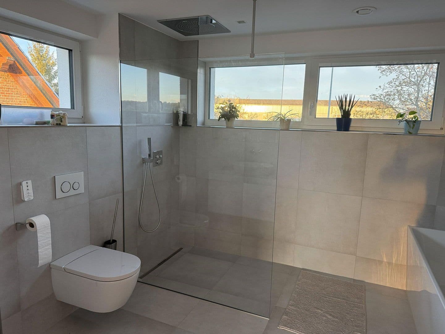 Prenájom bytu 6-izbový 226 m², Renningen, Bádensko-Wurttembersko Prenájom bytu 6-izbový 226 m², Renningen, Bádensko-Wurttembersko