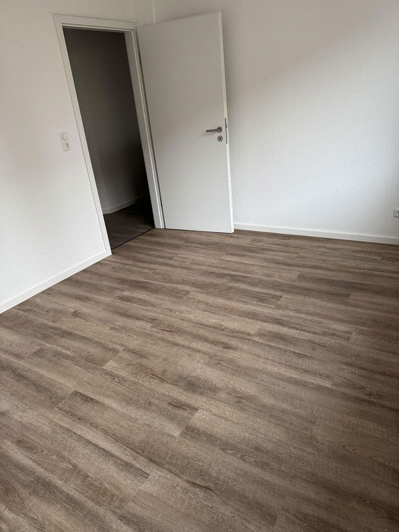 Prenájom bytu 4-izbový 120 m², Neustadt in Holstein, Šlezvicko-Holštajnsko Prenájom bytu 4-izbový 120 m², Neustadt in Holstein, Šlezvicko-Holštajnsko