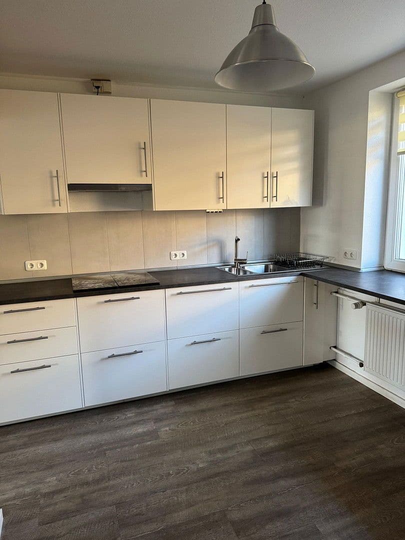 Prenájom bytu 4-izbový 120 m², Neustadt in Holstein, Šlezvicko-Holštajnsko Prenájom bytu 4-izbový 120 m², Neustadt in Holstein, Šlezvicko-Holštajnsko