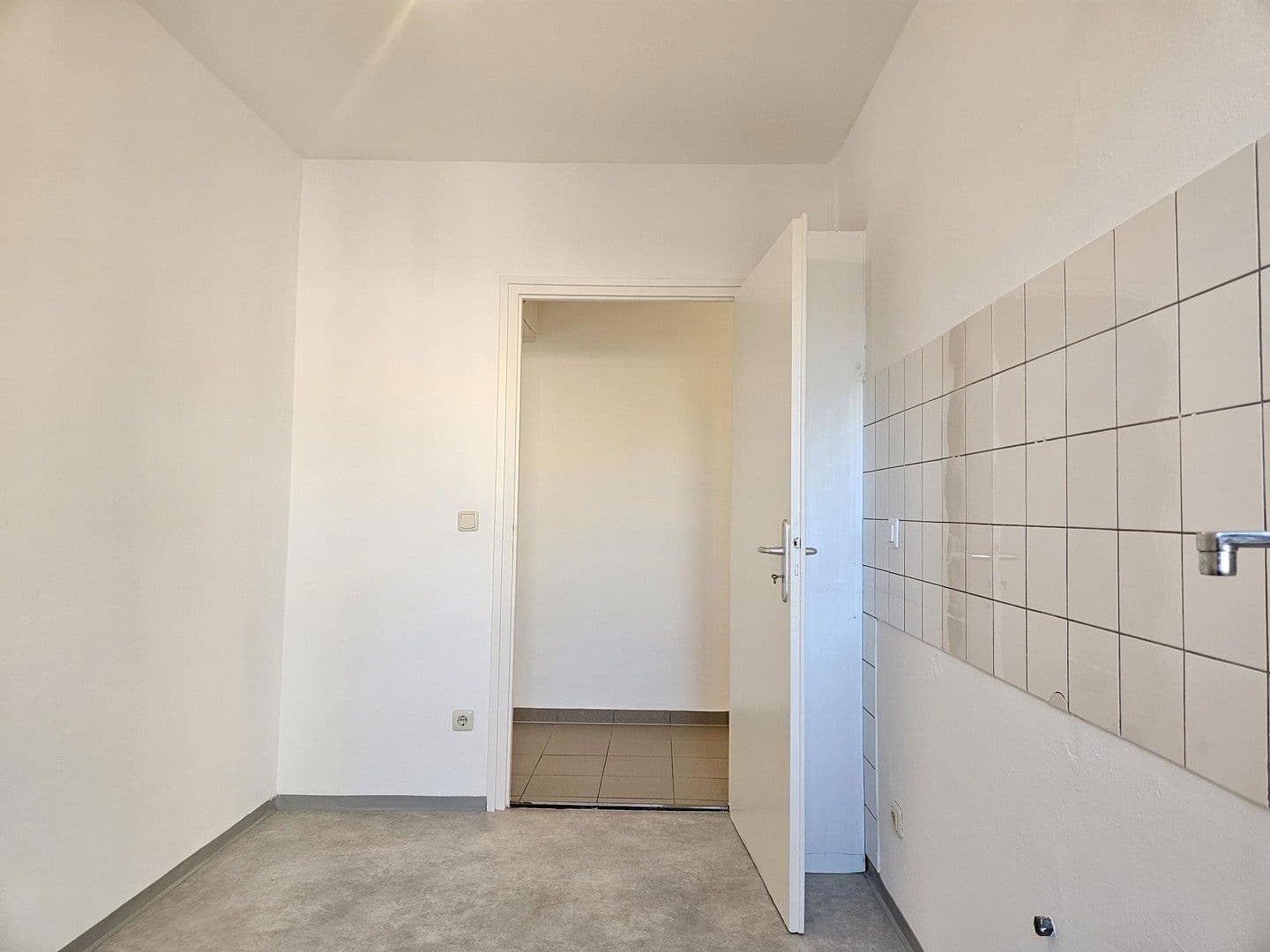 Prenájom bytu 3-izbový 69 m², Paul-Heyse-Straße 19, München, Bavorsko Prenájom bytu 3-izbový 69 m², Paul-Heyse-Straße 19, München, Bavorsko