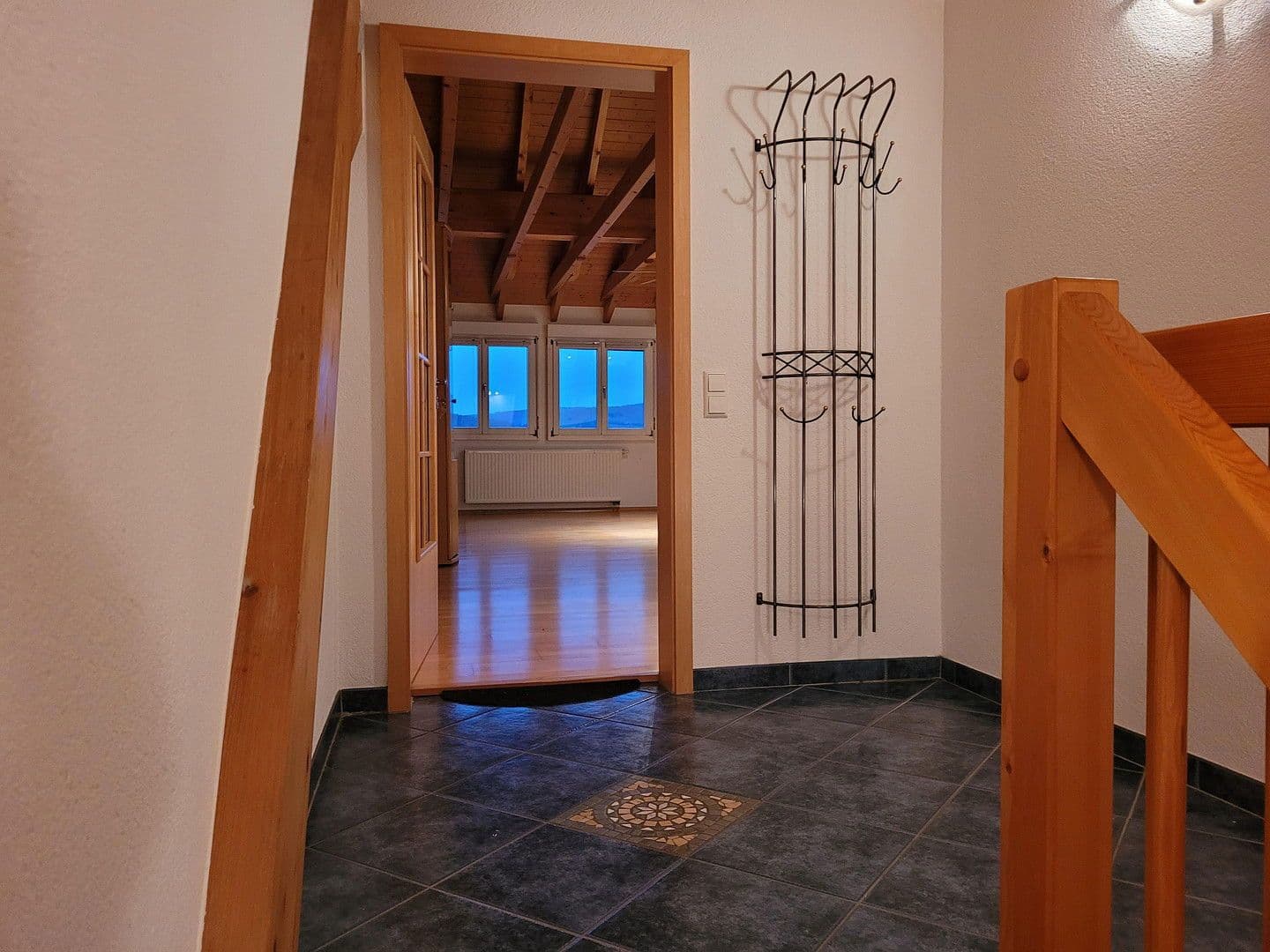 Prenájom bytu 4-izbový 130 m², Laufenburg (Baden), Bádensko-Wurttembersko Prenájom bytu 4-izbový 130 m², Laufenburg (Baden), Bádensko-Wurttembersko