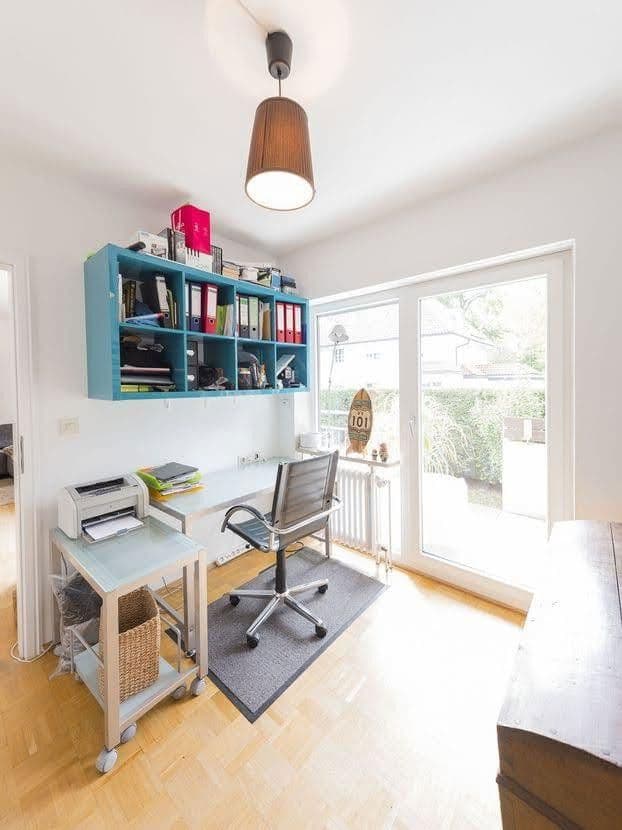 Prenájom bytu 3-izbový 109 m², Hochederstraße 9, München, Bavorsko Prenájom bytu 3-izbový 109 m², Hochederstraße 9, München, Bavorsko