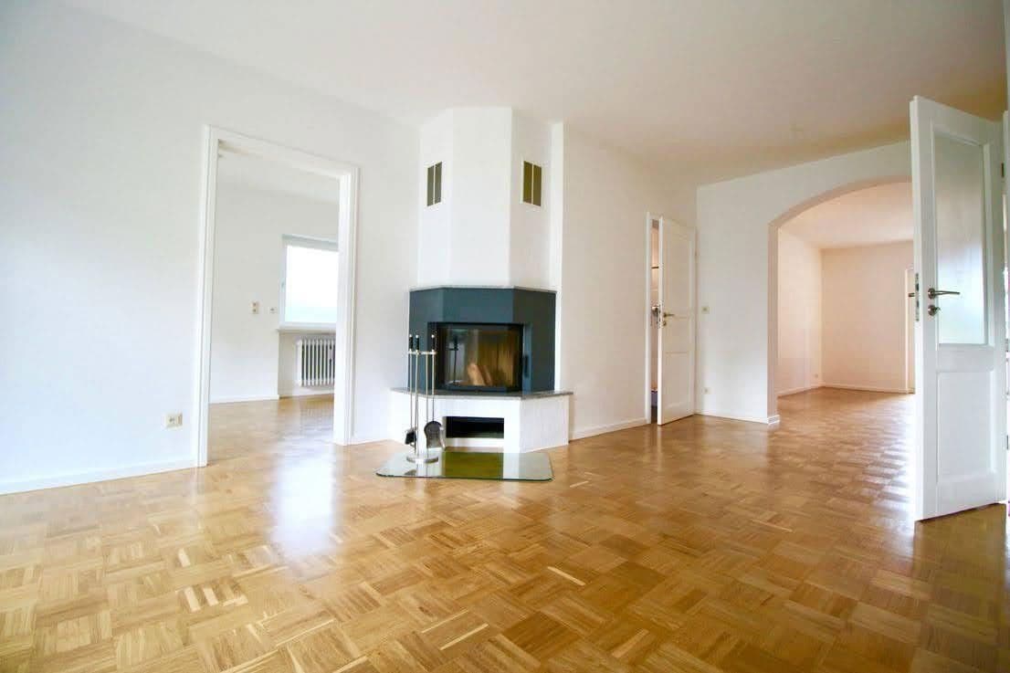 Prenájom bytu 3-izbový 109 m², Hochederstraße 9, München, Bavorsko Prenájom bytu 3-izbový 109 m², Hochederstraße 9, München, Bavorsko