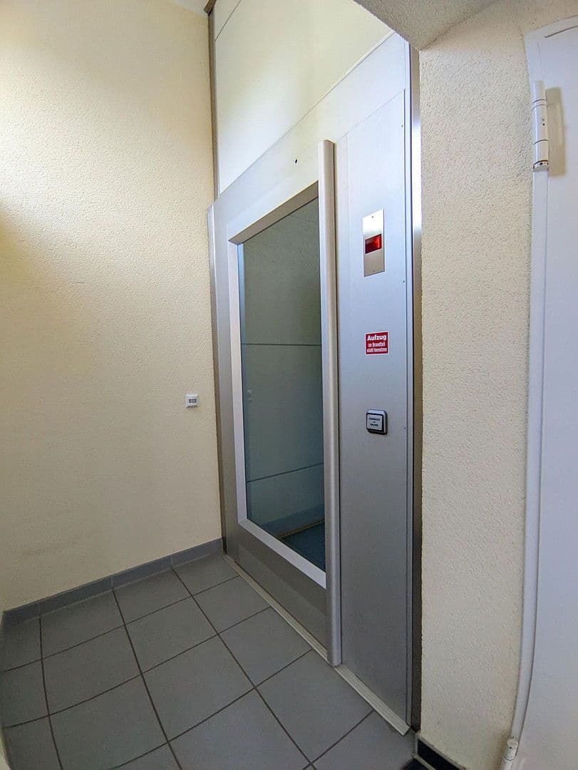 Prenájom bytu 3-izbový 89 m², Wolfsburg, Dolné Sasko Prenájom bytu 3-izbový 89 m², Wolfsburg, Dolné Sasko