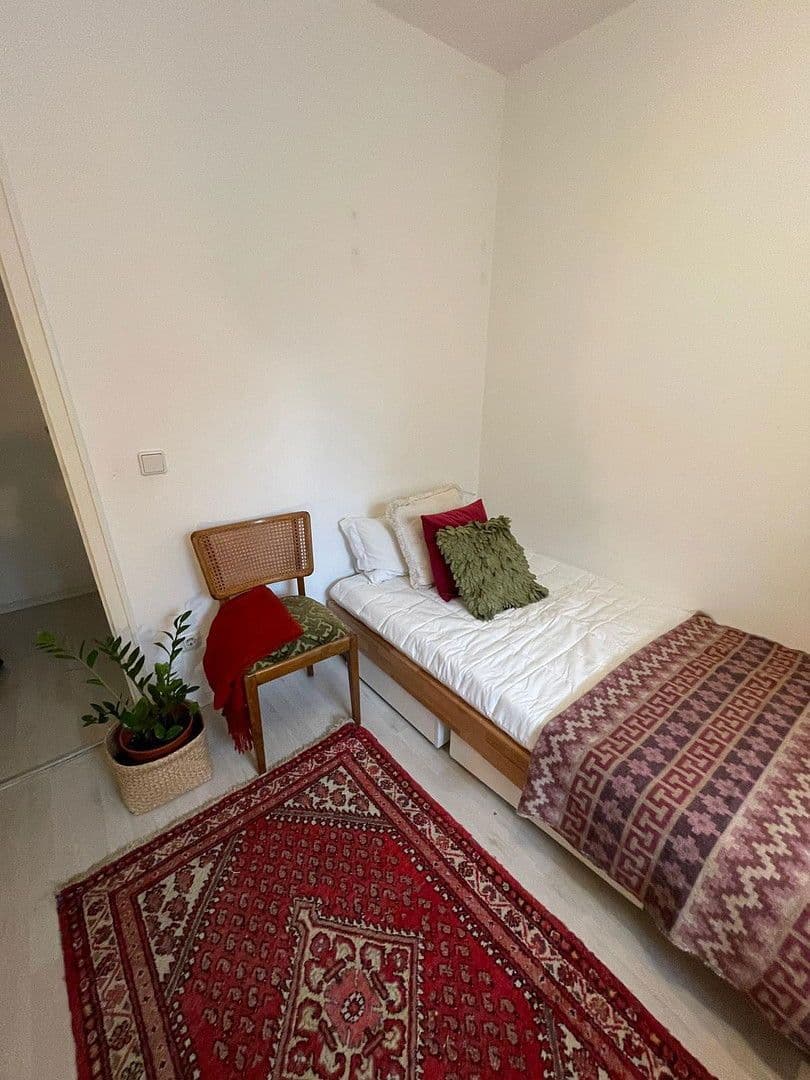 Prenájom bytu 3-izbový 65 m², Richard-Strauss-Str.000000, München, Bavorsko Prenájom bytu 3-izbový 65 m², Richard-Strauss-Str.000000, München, Bavorsko