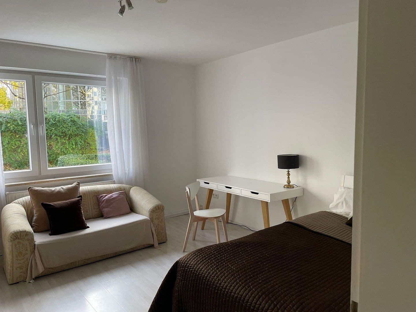 Prenájom bytu 3-izbový 65 m², Richard-Strauss-Str.000000, München, Bavorsko Prenájom bytu 3-izbový 65 m², Richard-Strauss-Str.000000, München, Bavorsko