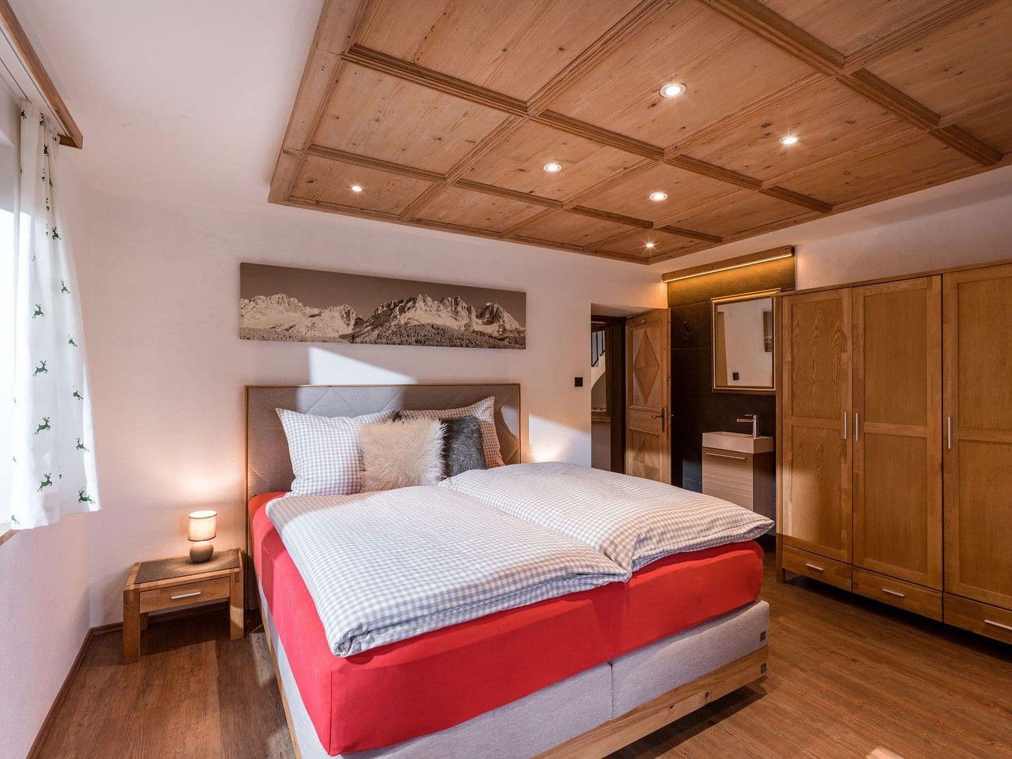 Predaj domu 187 m², pozemek 794 m², Schmiedboden 1, Oberndorf, Tirolsko Predaj domu 187 m², pozemek 794 m², Schmiedboden 1, Oberndorf, Tirolsko