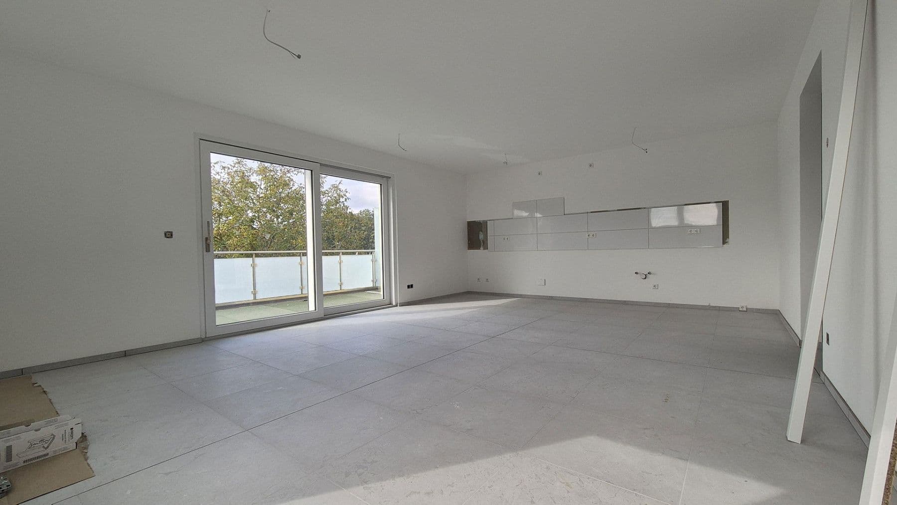 Prenájom bytu 3-izbový 90 m², Aglasterhausen, Bádensko-Wurttembersko Prenájom bytu 3-izbový 90 m², Aglasterhausen, Bádensko-Wurttembersko