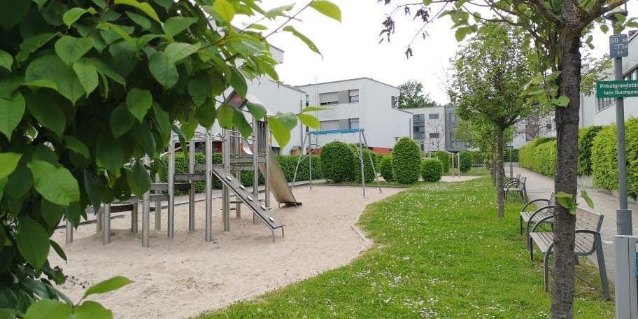 Prenájom bytu 5-izbový 114 m², Föhrichhof, Stuttgart, Bádensko-Wurttembersko Prenájom bytu 5-izbový 114 m², Föhrichhof, Stuttgart, Bádensko-Wurttembersko