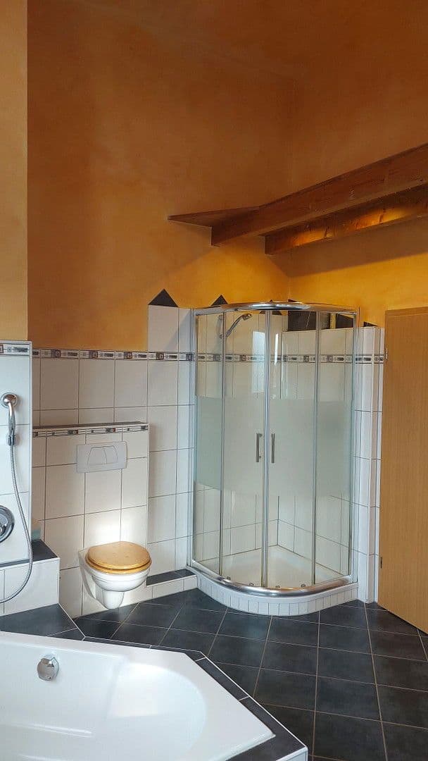 Predaj domu 239 m², pozemek 408 m², Gaggenau, Bádensko-Wurttembersko Predaj domu 239 m², pozemek 408 m², Gaggenau, Bádensko-Wurttembersko