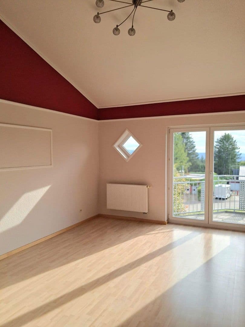 Predaj domu 239 m², pozemek 408 m², Gaggenau, Bádensko-Wurttembersko Predaj domu 239 m², pozemek 408 m², Gaggenau, Bádensko-Wurttembersko