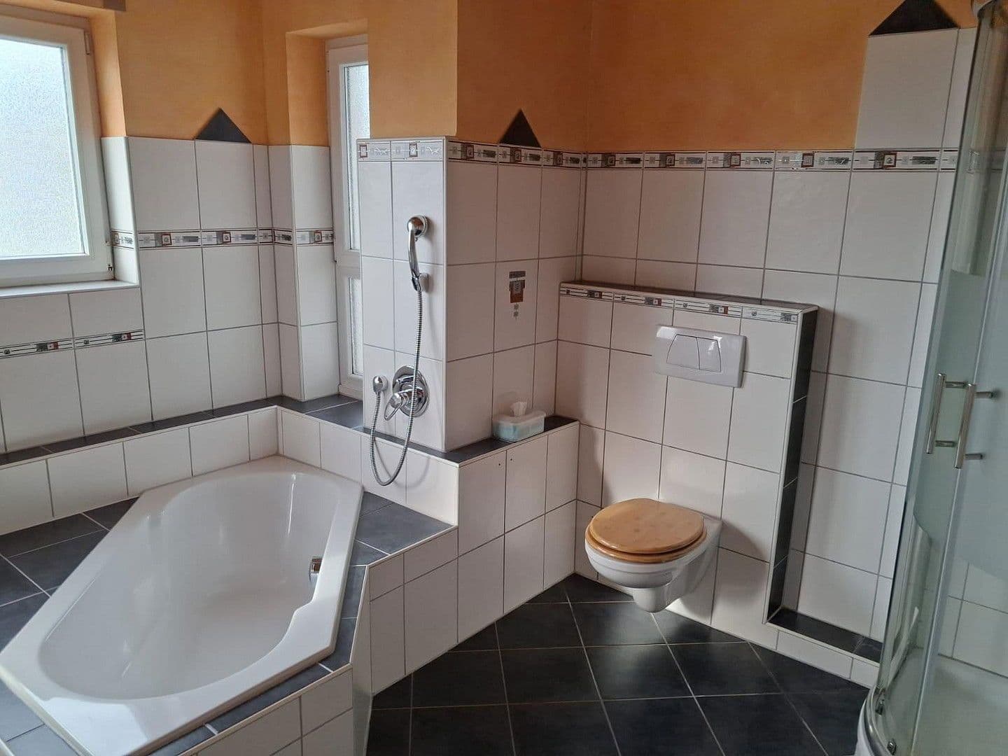 Predaj domu 239 m², pozemek 408 m², Gaggenau, Bádensko-Wurttembersko Predaj domu 239 m², pozemek 408 m², Gaggenau, Bádensko-Wurttembersko