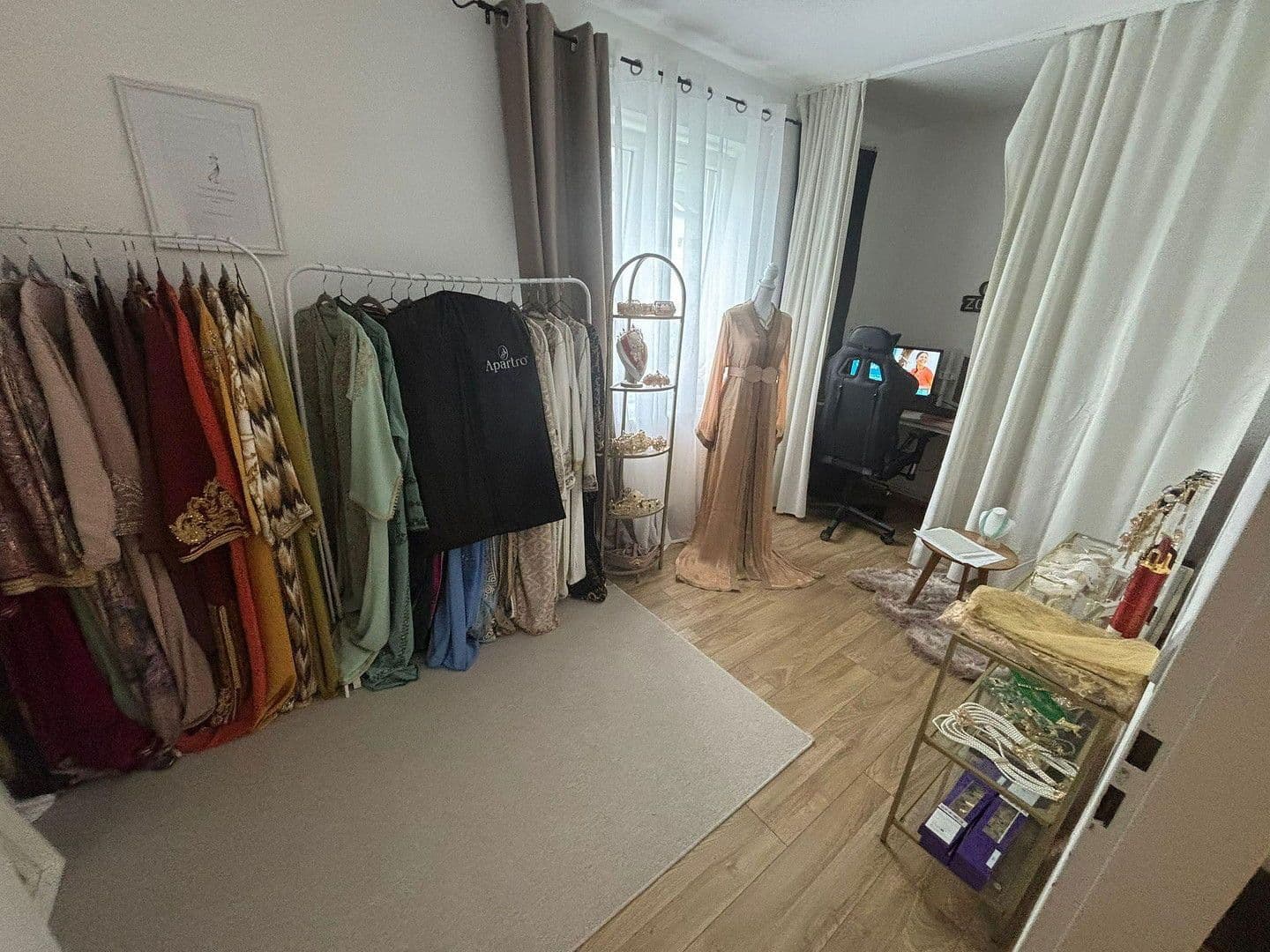 Predaj bytu 3-izbový 63 m², Kelkheim (Taunus), Hesensko Predaj bytu 3-izbový 63 m², Kelkheim (Taunus), Hesensko