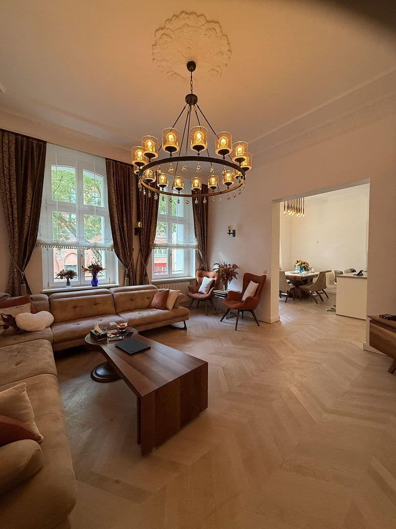 Prenájom bytu 3-izbový 103 m², Berlin, Berlín Prenájom bytu 3-izbový 103 m², Berlin, Berlín