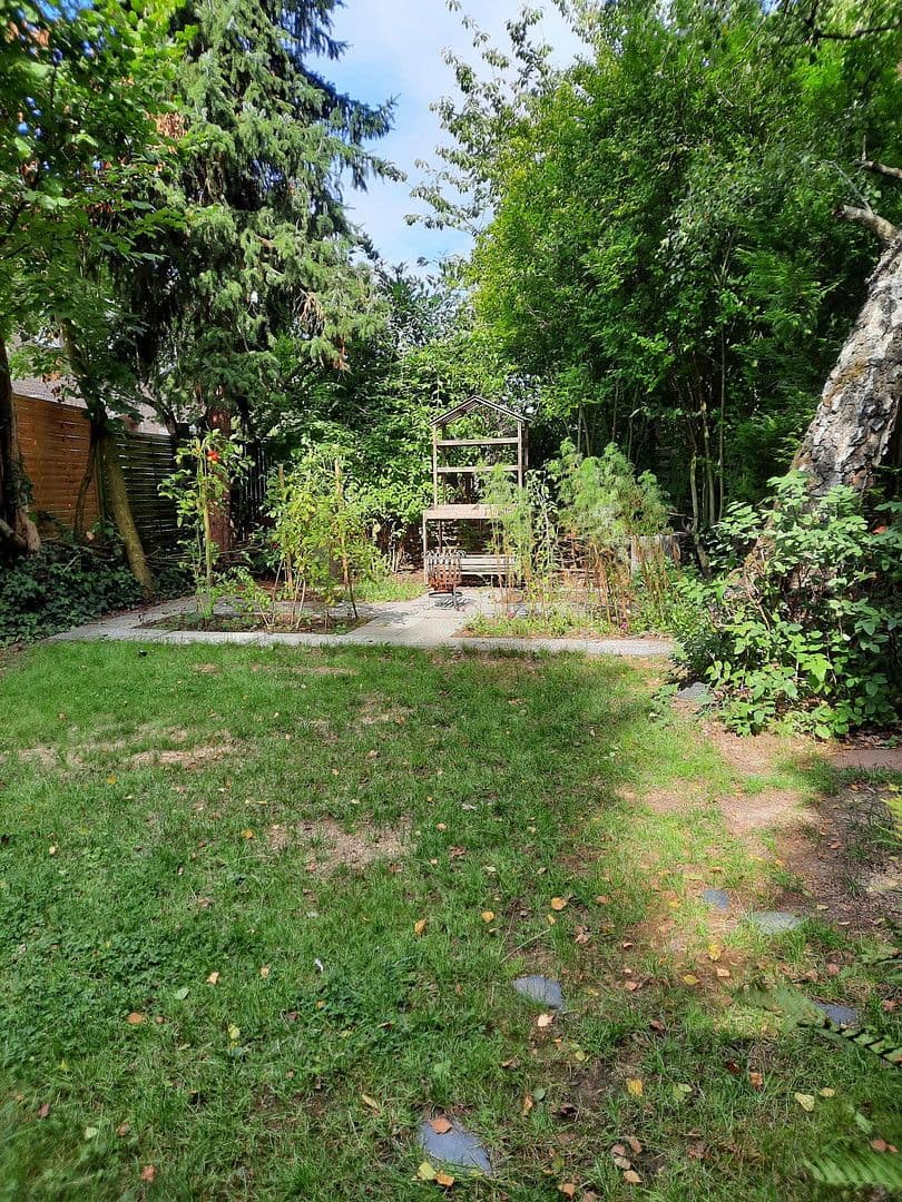 Prenájom bytu 3-izbový 83 m², Meerbusch, Severné Porýnie - Westfálsko Prenájom bytu 3-izbový 83 m², Meerbusch, Severné Porýnie - Westfálsko