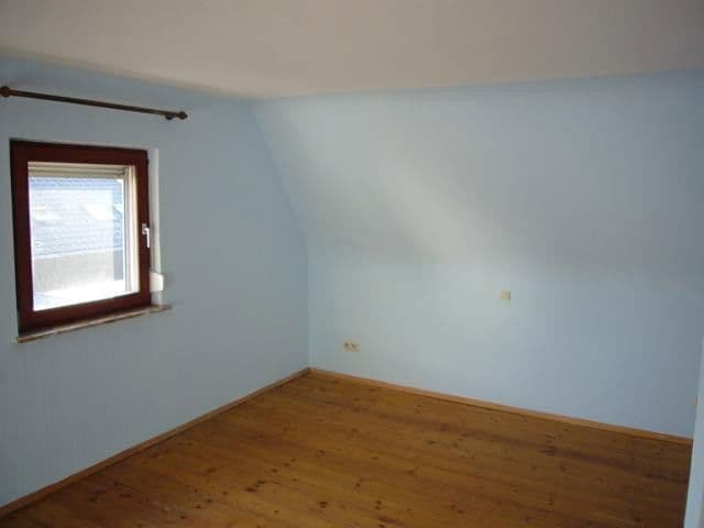 Prenájom bytu 5-izbový 120 m², Rodalben, Porýnie-Falcko Prenájom bytu 5-izbový 120 m², Rodalben, Porýnie-Falcko