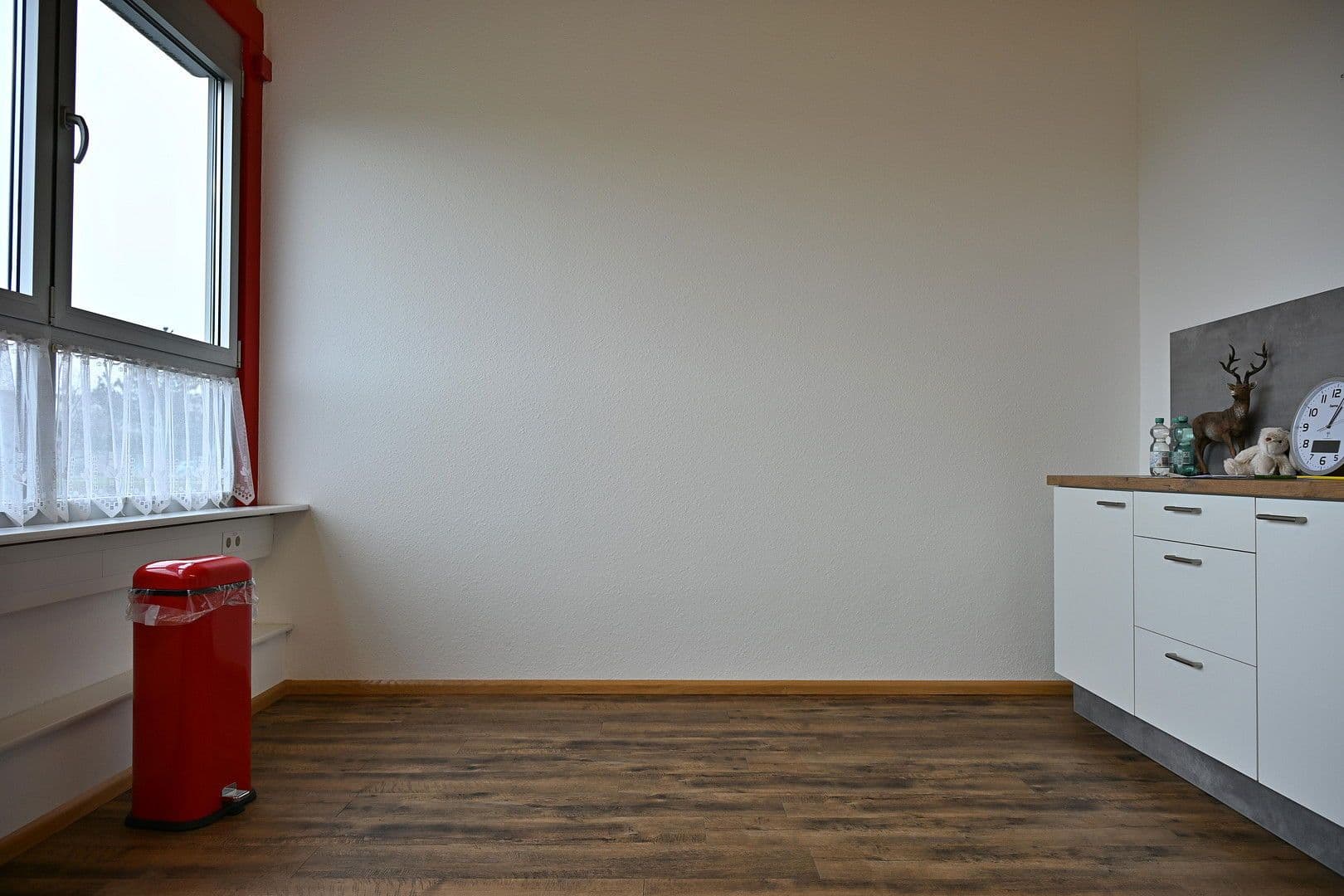 Predaj nebytového priestoru 5.000 m², Bad Säckingen, Bádensko-Wurttembersko Predaj nebytového priestoru 5.000 m², Bad Säckingen, Bádensko-Wurttembersko