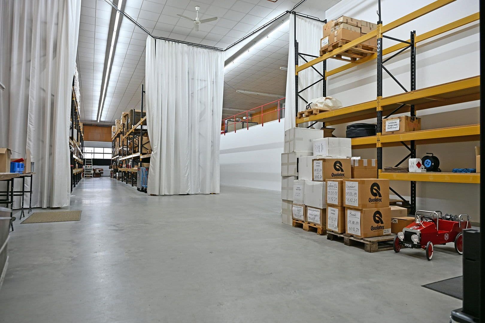 Predaj nebytového priestoru 5.000 m², Bad Säckingen, Bádensko-Wurttembersko Predaj nebytového priestoru 5.000 m², Bad Säckingen, Bádensko-Wurttembersko