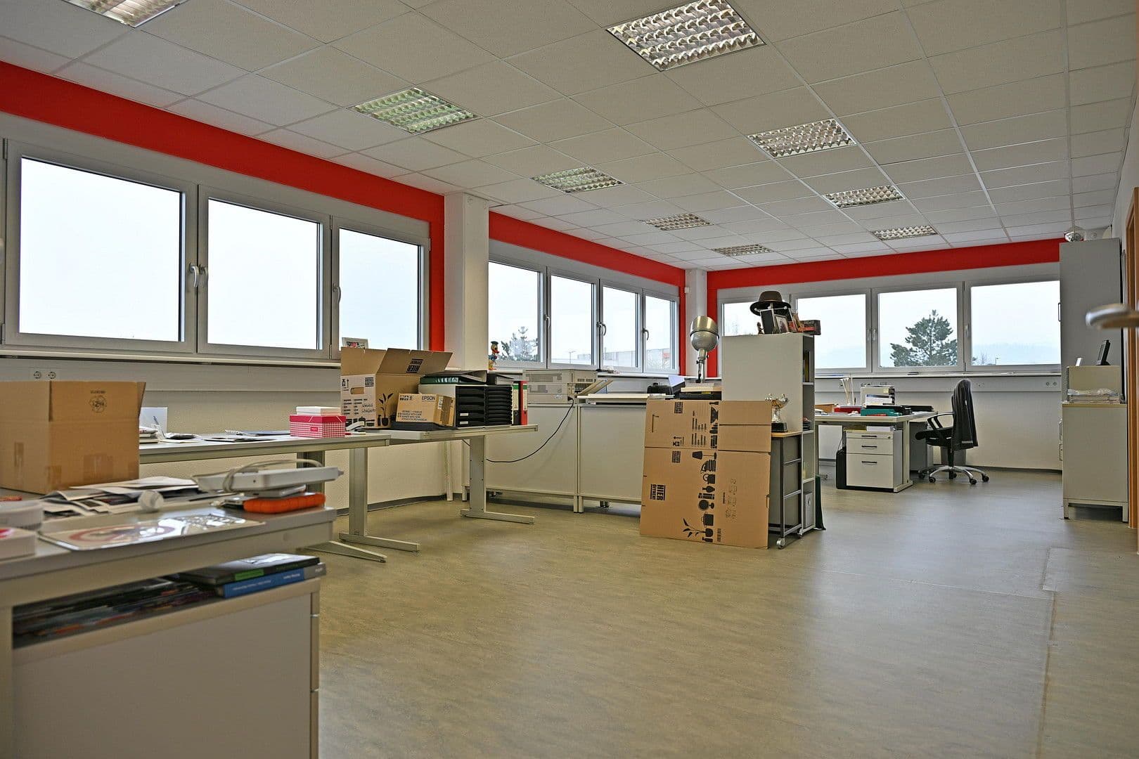 Predaj nebytového priestoru 5.000 m², Bad Säckingen, Bádensko-Wurttembersko Predaj nebytového priestoru 5.000 m², Bad Säckingen, Bádensko-Wurttembersko